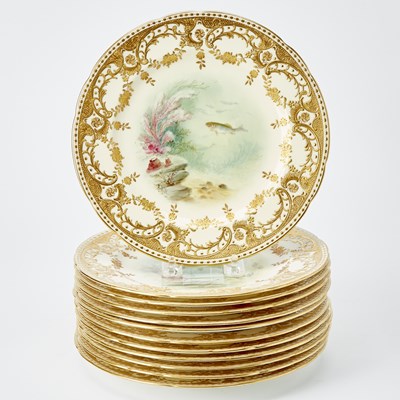 Lot 683 - Set of Twelve Mintons Gilt and Hand-Painted Porcelain Fish Plates