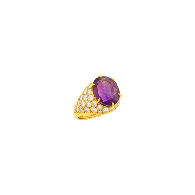 Lot 58 - Cartier Paris Gold, Amethyst and Diamond Ring