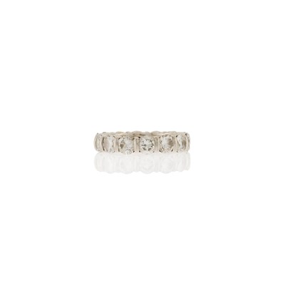 Lot 2106 - Platinum and Diamond Band Ring