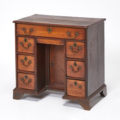 Lot 319 - George I Oak Kneehole Desk