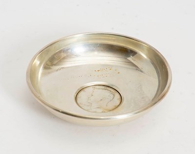 Lot 272 - Coin Center Sterling Bowl
