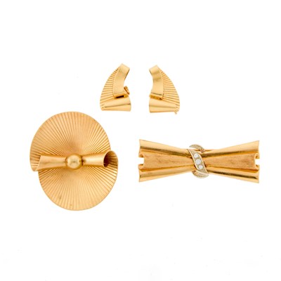 Lot 1173 - Group of Retro Gold and Diamond Jewelry