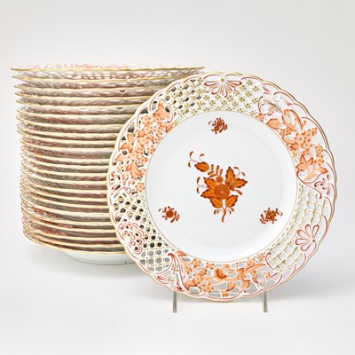 Lot 689 - Set of Twenty-Four Herend Hand-Painted Porcelain Pierced Dessert Plates