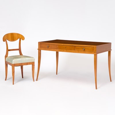 Lot 164 - French Art Moderne Fruitwood Writing Table