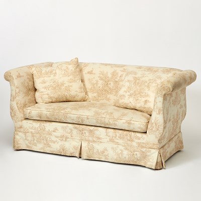 Lot 652 - Upholstered Sussex Sofa