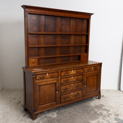 Lot 57 - George III Oak Cupboard