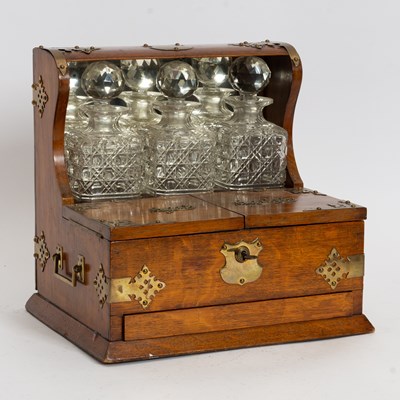 Lot 30 - Victorian Oak Tantalus