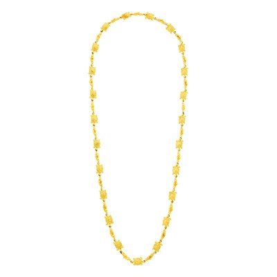 Lot 125 - Cartier Long Gold Turtle Link Chain Necklace