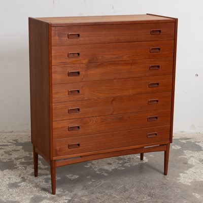 Lot 80 - Mid Century Modern Danish Teak Chest of Drawers