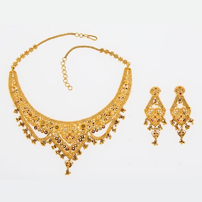 Lot 2004 - Indian High-Karat Gold Fringe Necklace and Pair of Fringe Pendant-Earrings