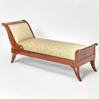 Lot 613 - Russian Neoclassical Parcel-Gilt Birch Daybed