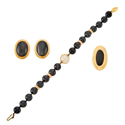 Lot 1275 - Group of Gold, Black Onyx and Cultured Mabé Pearl Jewelry