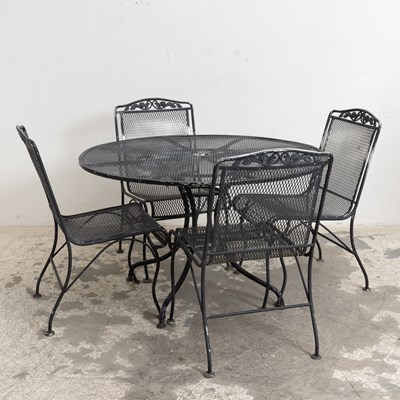 Lot 131 - Painted Metal Patio Set