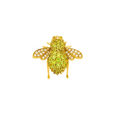 Lot 130 - Sabbadini Gold, Peridot and Diamond Bee Pin