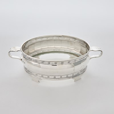 Lot 666 - George VI Sterling Silver and Glass Centerpiece