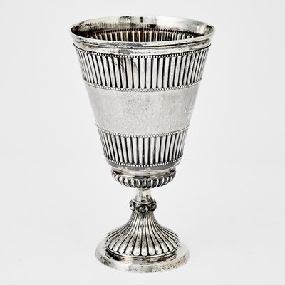 Lot 670 - Victorian Sterling Silver Footed Vase