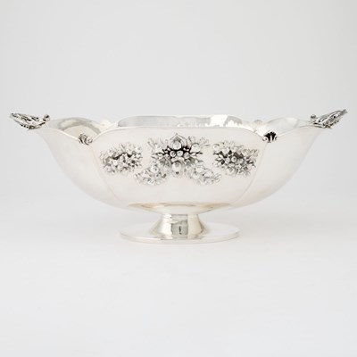 Lot 698 - Italian Sterling Silver Centerpiece Bowl