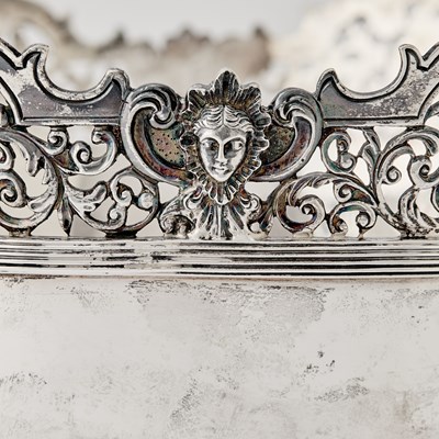 Lot 121 - Edward VII Sterling Silver Centerpiece Bowl