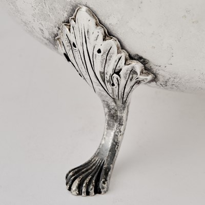 Lot 121 - Edward VII Sterling Silver Centerpiece Bowl