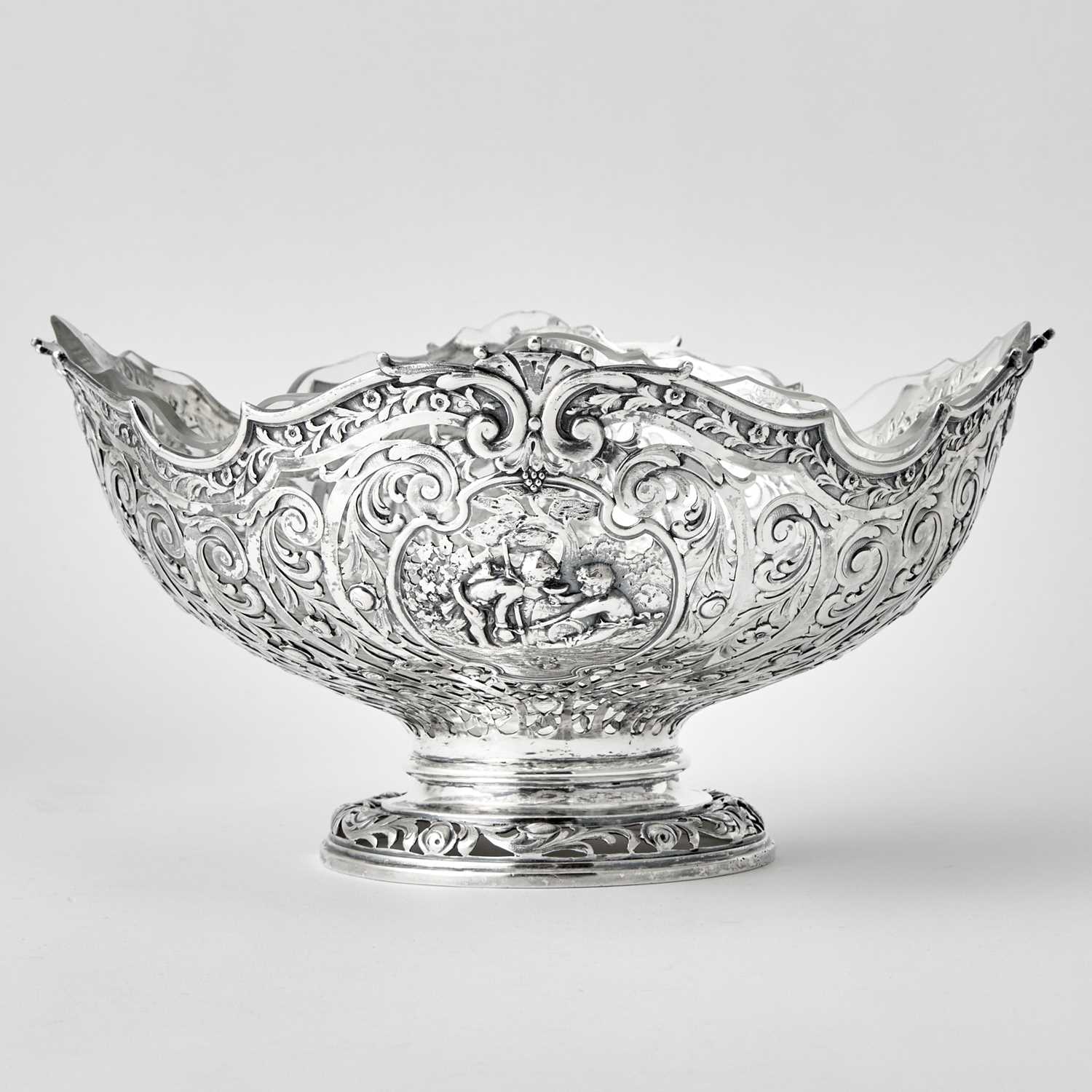 Lot 169 - Continental Silver and Glass Centerpiece Bowl