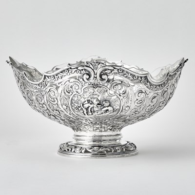 Lot 169 - Continental Silver and Glass Centerpiece Bowl