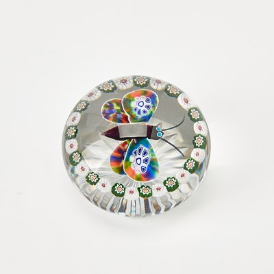 Lot 292 - Baccarat Butterfly with Millefiori Garland Glass Paperweight