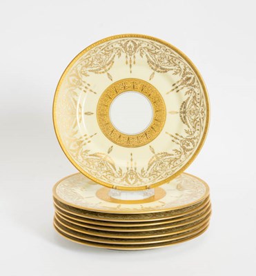 Lot 198 - Set of Eight Limoges Porcelain Gilt Decorated Plates