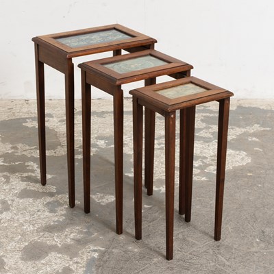 Lot 212 - Set of Three Mahogany Nesting Tables