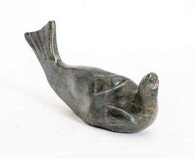 Lot 319 - Inuit Carved Soapstone Seal