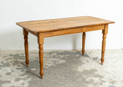 Lot 242 - Farmhouse Style Pine Table