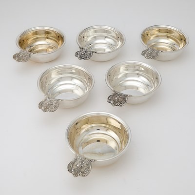 Lot 321 - Set of Six Reed & Barton Sterling Silver "Francis I" Pattern Bowls