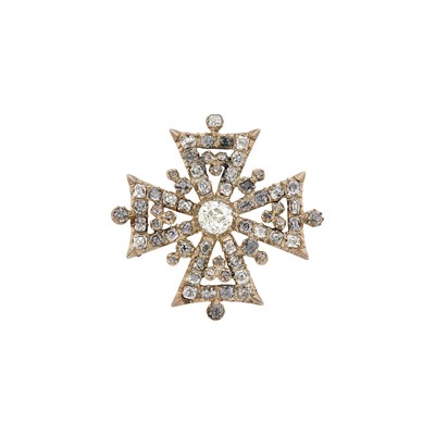 Lot 62 - Georgian Gold-Plated Silver, Gold and Diamond Maltese Cross Brooch