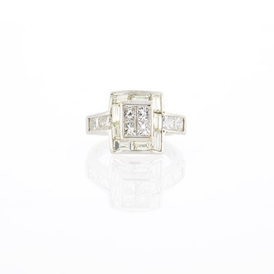 Lot 1228 - White Gold and Diamond Ring
