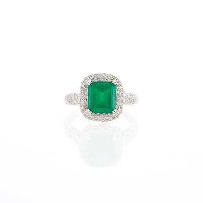 Lot 1113 - White Gold, Emerald and Diamond Ring