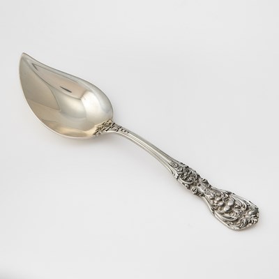 Lot 322 - Extensive Reed & Barton Sterling Silver "Francis I" Pattern Flatware Service