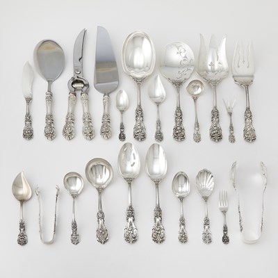Lot 322 - Extensive Reed & Barton Sterling Silver "Francis I" Pattern Flatware Service