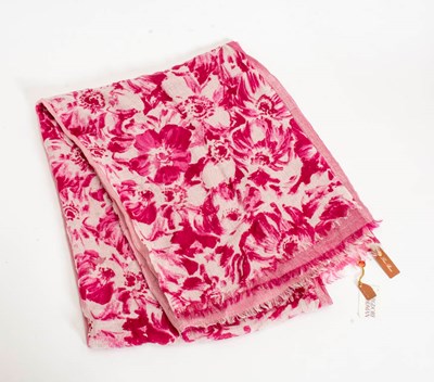 Lot 280 - Loro Piana Scarf