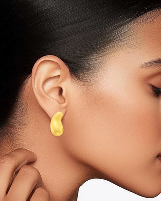 Lot 1 - Tiffany & Co., Elsa Peretti Pair of Gold 'Bean' Earclips