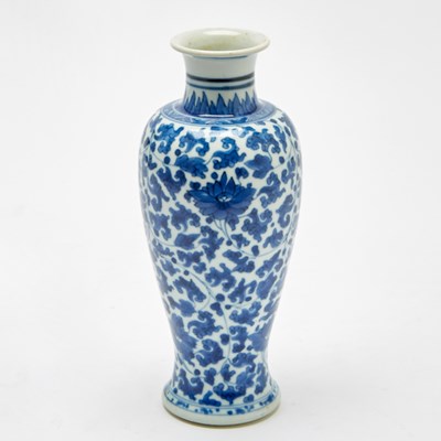 Lot 153 - A Chinese Blue and White Porcelain Vase