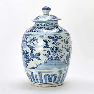 Lot 101 - A Chinese Blue and White Porcelain Covered Jar