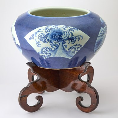 Lot 178 - A Chinese Blue and White Porcelain Planter