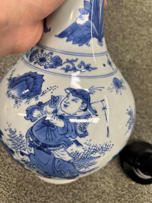 Lot 98 - A Pair of Chinese Blue and White Porcelain Vases