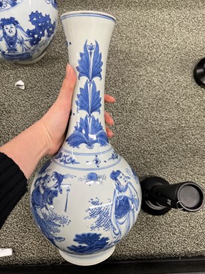 Lot 98 - A Pair of Chinese Blue and White Porcelain Vases