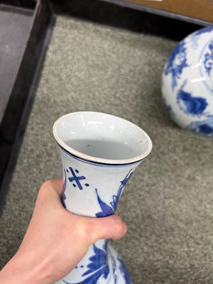 Lot 98 - A Pair of Chinese Blue and White Porcelain Vases