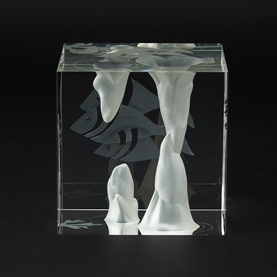 Lot 350 - Steuben Glass Cube with Fish