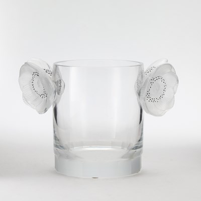 Lot 543 - Lalique Molded Glass "Anemone" Ice Bucket