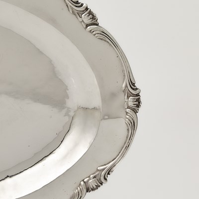 Lot 548 - Set of Three Peruvian Silver Graduated Platters