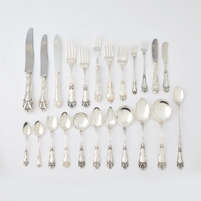 Lot 562 - Assembled American Sterling Silver Flatware Service