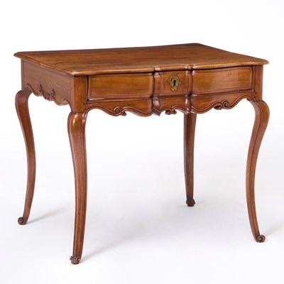 Lot 98 - Régence Carved Walnut Side Table