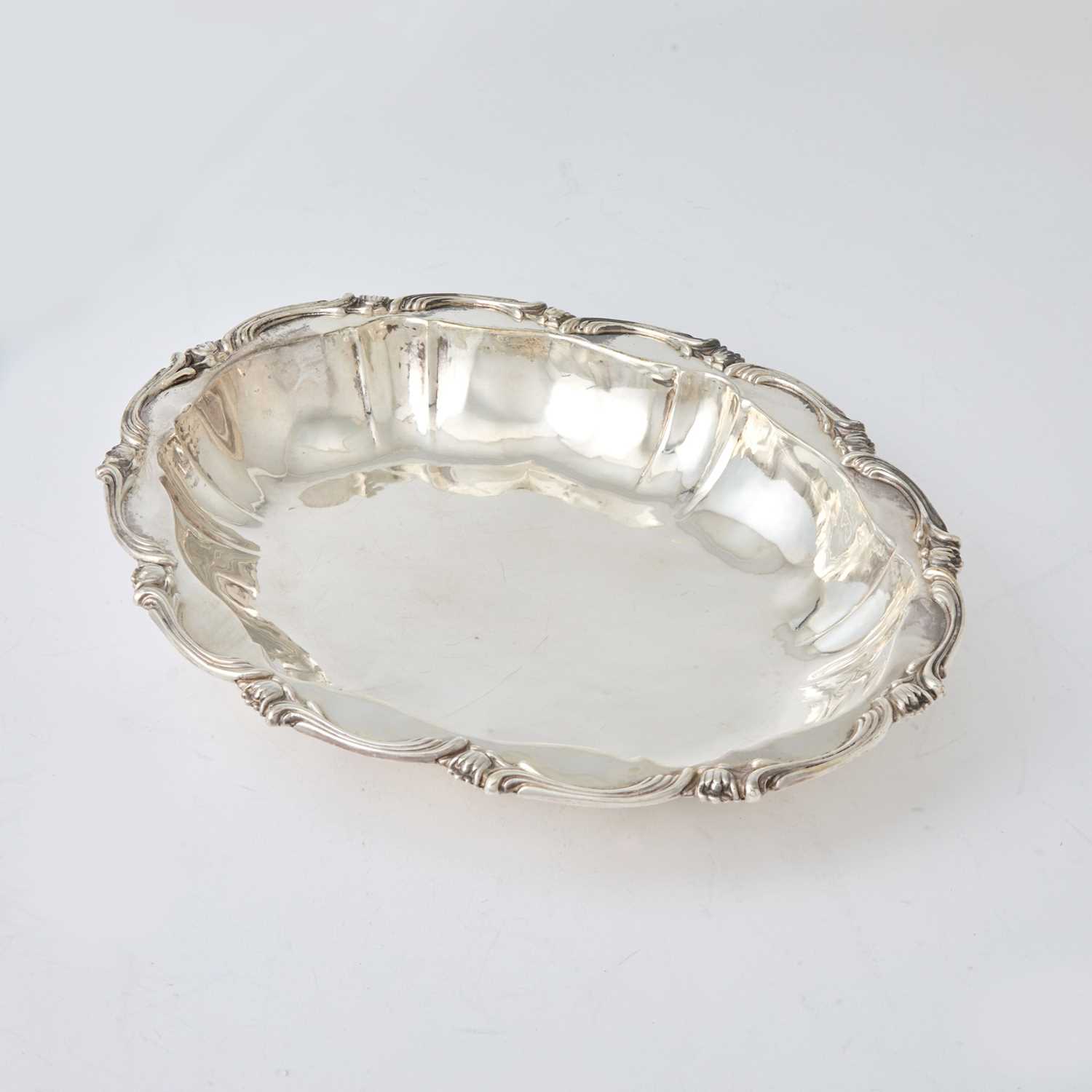 Lot 918 - Peruvian Silver Open Vegetable Dish